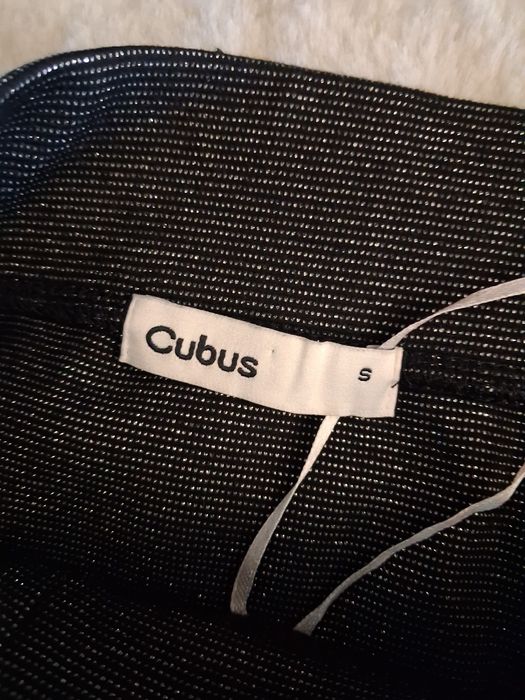 Krótka spódniczka damska rozmiar S. Cubus