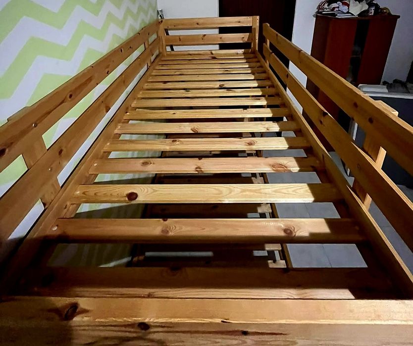 Cama beliche Mydal da IKEA