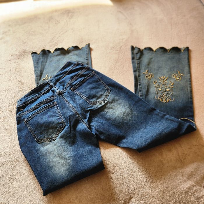 Spodnie jeansowe damskie