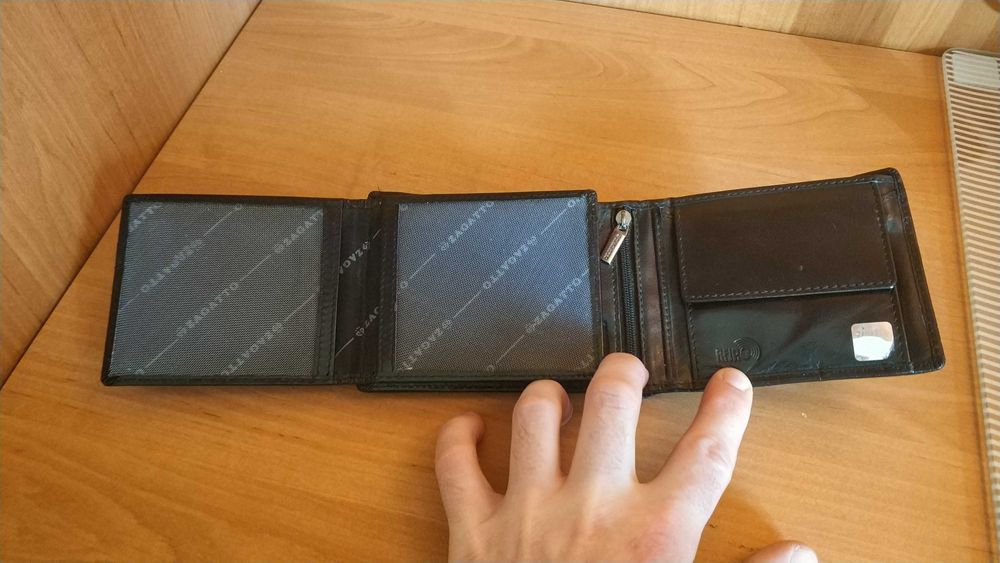 Portfel męski skórzany ZAGATTO, RFID Secure, czarny, stan bardzo dobry