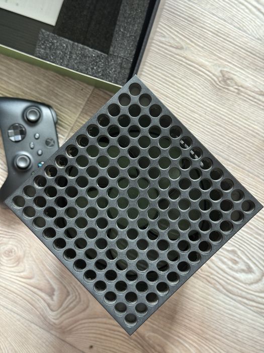 Xbox series x 1 tb + 90 ігор