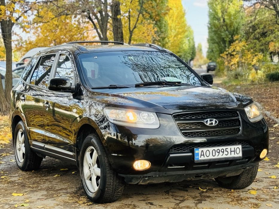 HYUNDAI santa fe