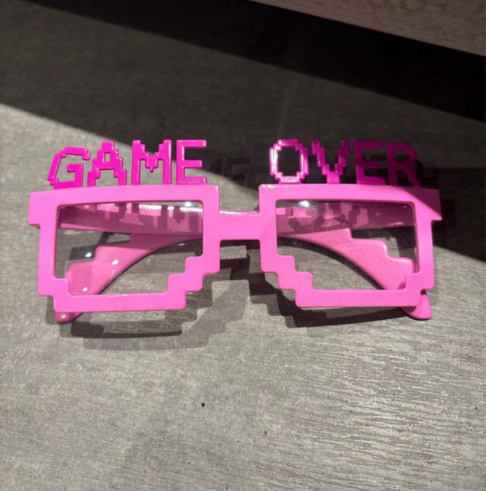 Okulary game over