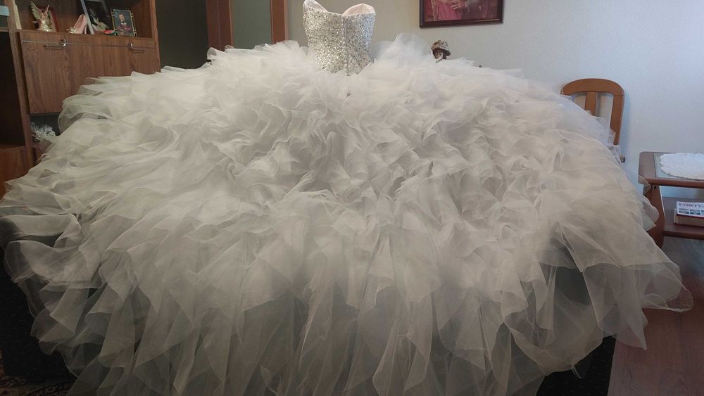 Fantástico vestido de noiva