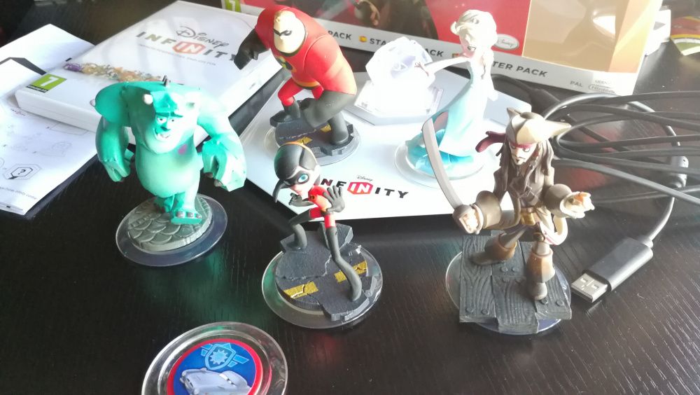 Disney Infinity Starter Pack Wii C/ Caixa + 2 Figuras OFERTA