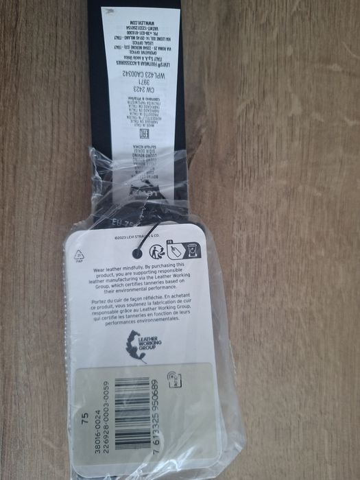 Pasek meski levis nowy czarny 75cm