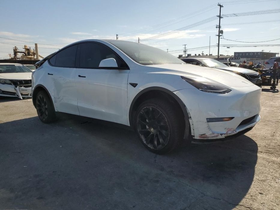 Разборка Tesla model Y
