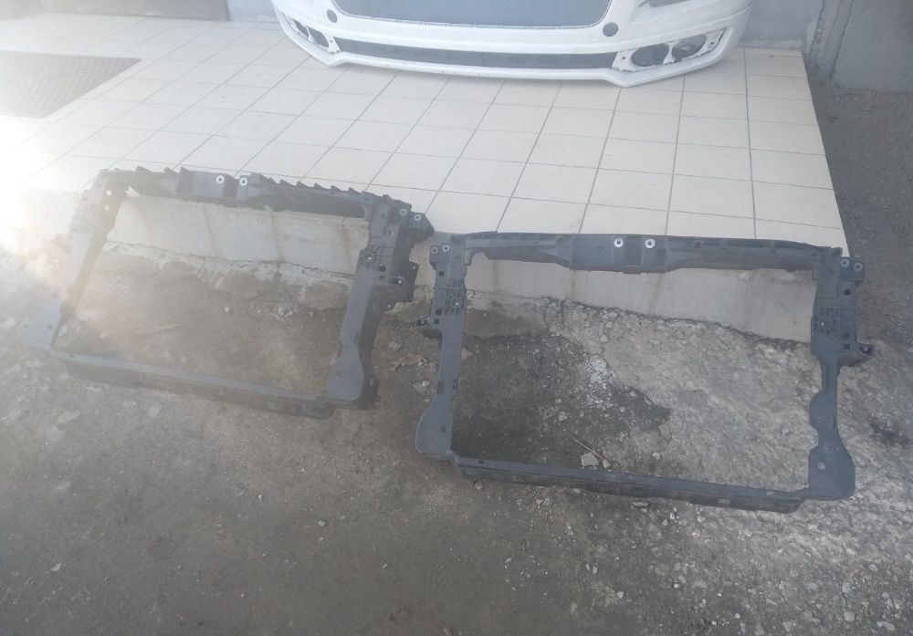 Панель передняя телевизор Touareg туарег нф фл tiguan passat b6 b7