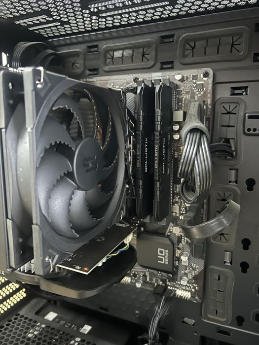 Komputer stacjonarny