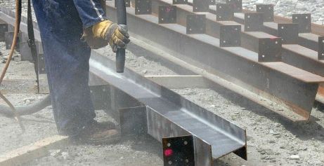 Piaskowanie mobilne- maszyn przyczep naczep