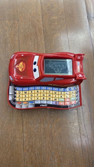 Продам навчальний комп’ютер VTech «Блискавка Макквін» (Cars 2) б/