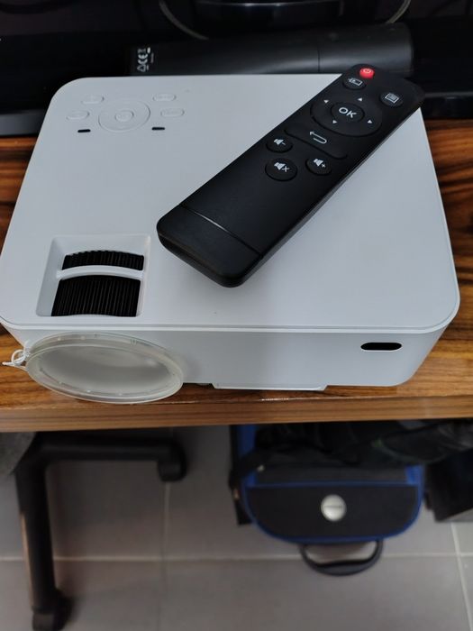 Projetor de led como novo