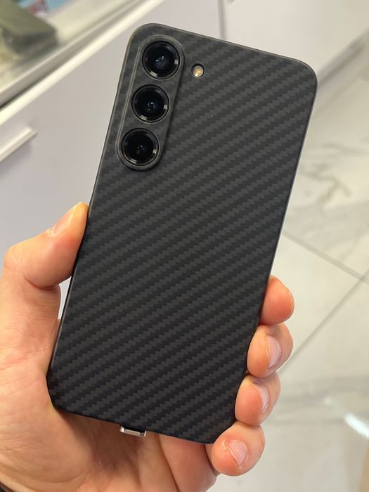 Ультратонкий карбоновый чехол Samsung Galaxy S23