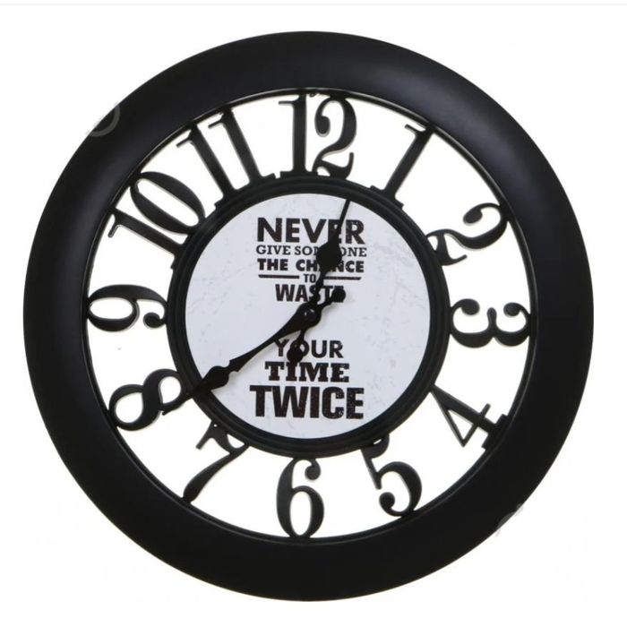 Годинник настінний