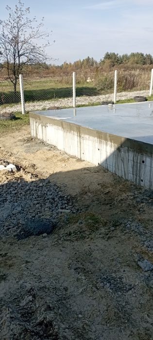 Надаємо послуги по заливці бетону на паркан , фундамент.