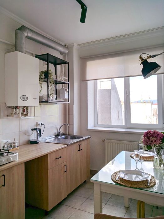 1 к. вартира в новобудові для 3-4 осіб біля МЦ " Янголятко"