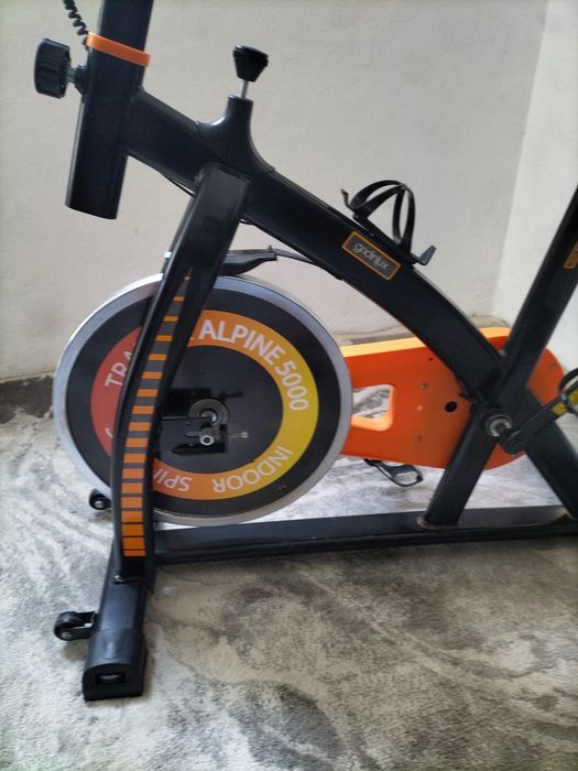 Spinning Bike506732828280104961