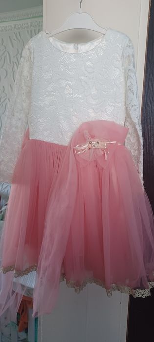 Платя для дівчинки