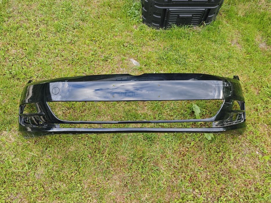 Капот  Golf 7 до рест