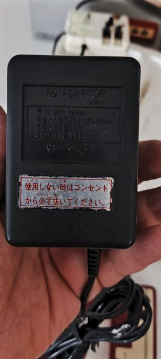Nintendo Famicom Original (HVC-001) - Completo na Caixa - Raro
