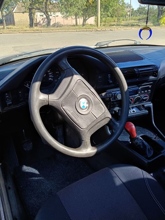 BMW 525  TDS  E34