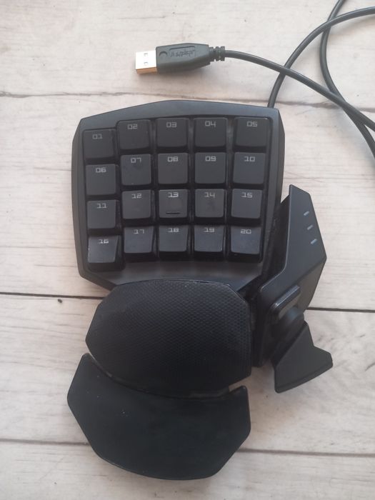 Klawiatura Razer Orbweaver Chroma
