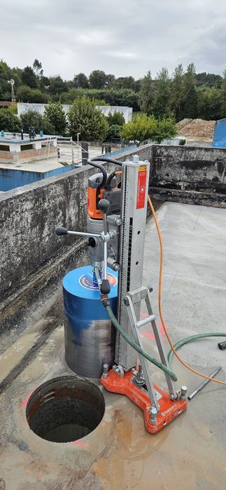 Carote em betão armado