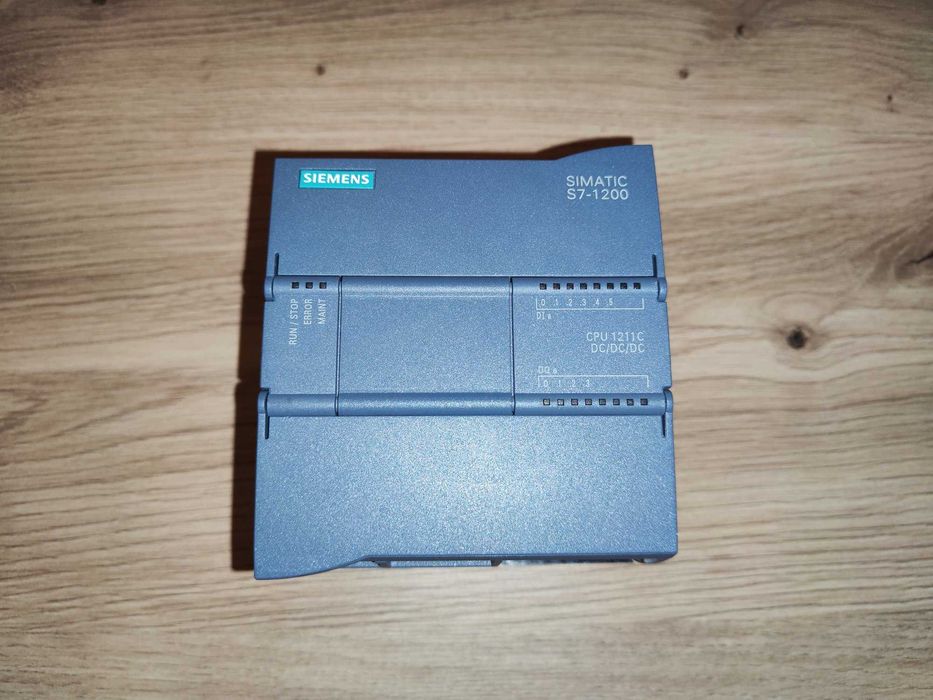 Sterownik PLC SIEMENS S7-1200 6ES7 211-AD30-0XB0