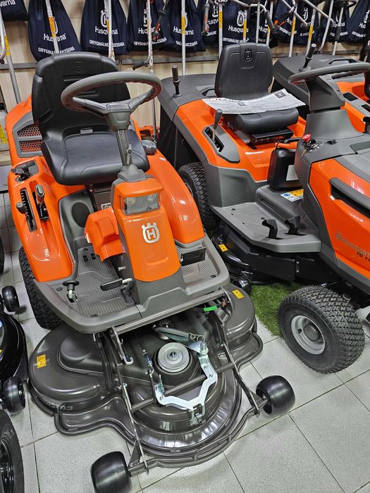 Rider traktorek kosiarka husqvarna R216T AWD + combi 103  Raty0%  pług + pokrowiec gratis