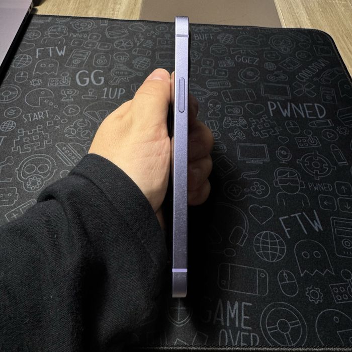 Apple iPhone 12  64Gb