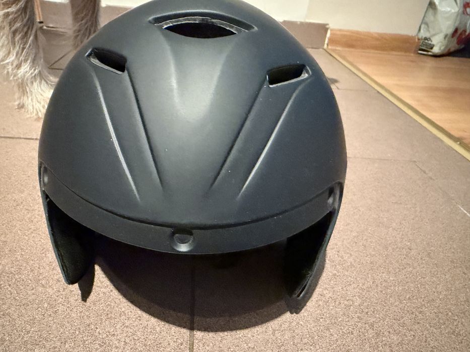 Kask aerodynamiczny FORCE Sprinter black