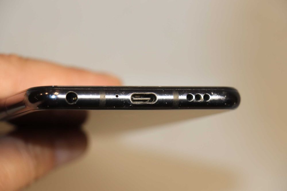 LG G8S ThinQ 6/128Gb Mirror Teal (LMG810EAW)