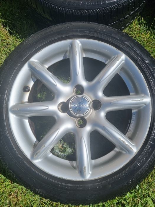 Felgi aluminiowe Fondmetal 15" 7J ET38 4 śruby – komplet 4 szt.