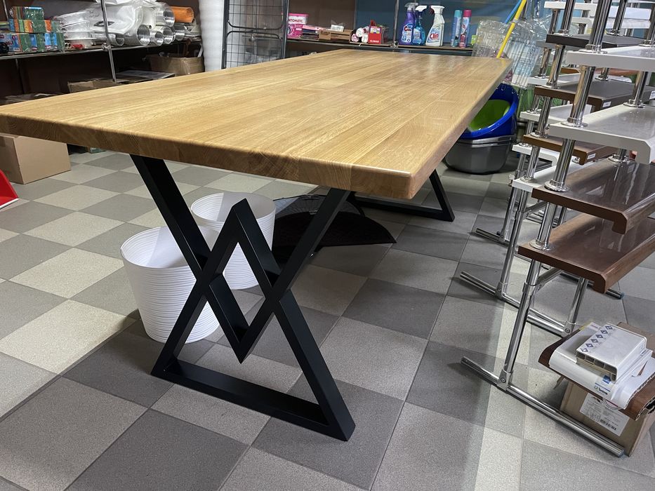 Стіл дубовий кухонний