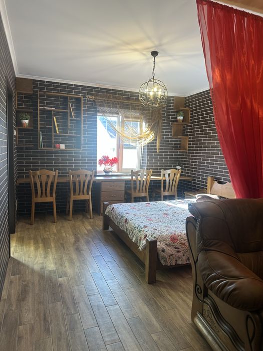 Здам 1 кв новобуд старе місто помісячно