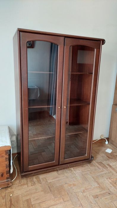 Vitrine/vitrina (faz parte de conjunto)