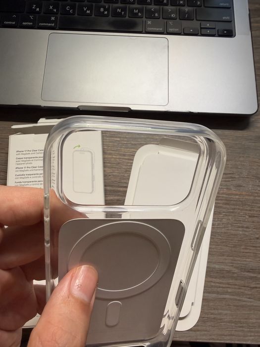 Оригінальний Apple Clear Case with MagSafe для iPhone 17 Pro