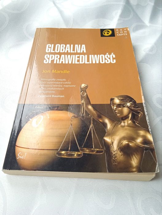 Globalna Sprawiedliwość Jon Mandle