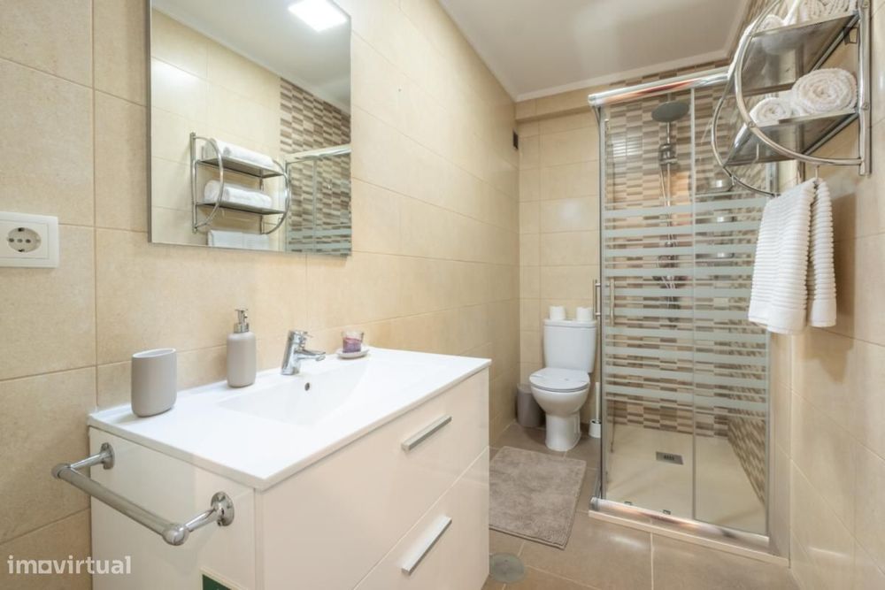 Apartamento com 3 quartos - localizado em Mafamude Porto