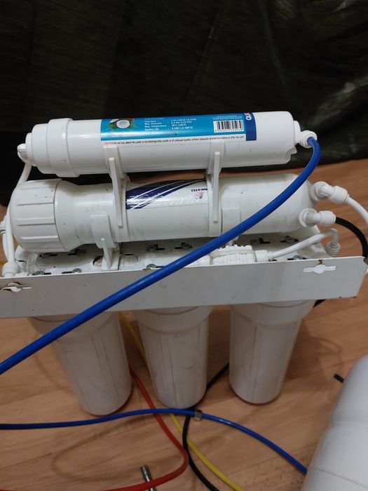 Фильтр для воды (бренд в рекламе не нуждается)