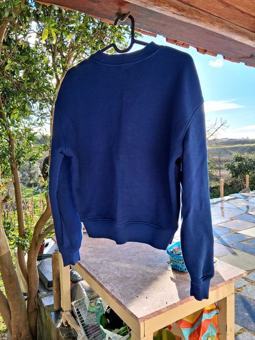 Saia Bershka e camisola Zara