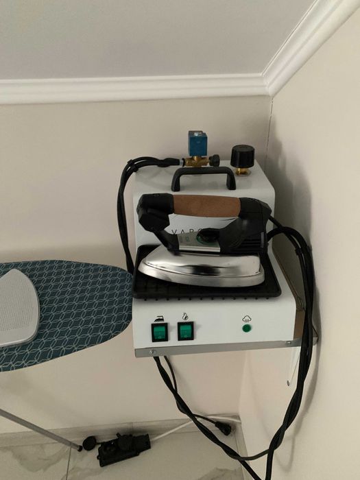 Швейна машина Jack Stebnówka A7-Dh, Оверлок,Парогенератор.