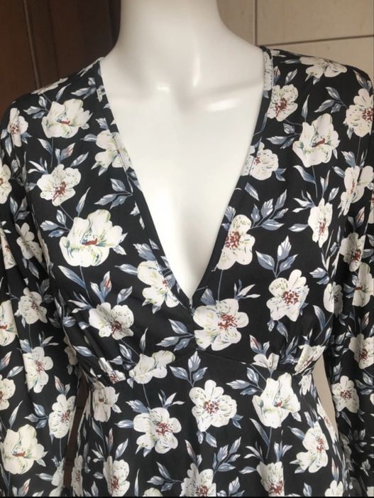 Sukienka z długim rękawem