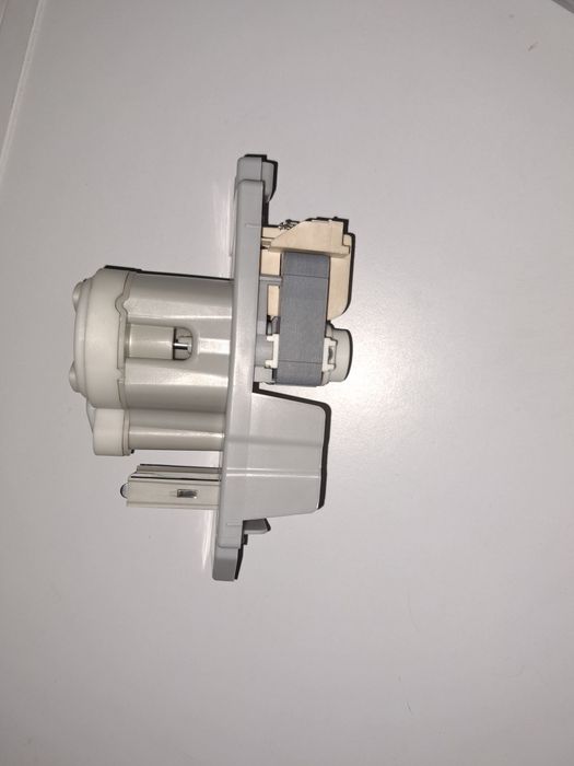 Насос конденсату сушки Bosch