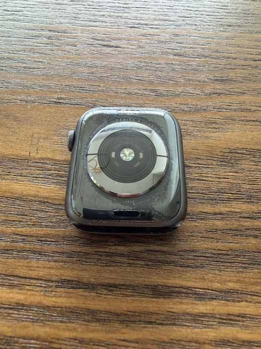 Apple Watch Series 5 44mm Space Gray - Kit completo c/ 3 braceletes (incl. metálica)
