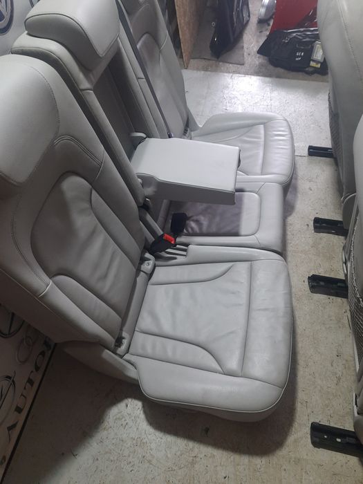 Сидіння салон сиденья сидушки Audi Q5 Audi A6C7 Audi A4B8