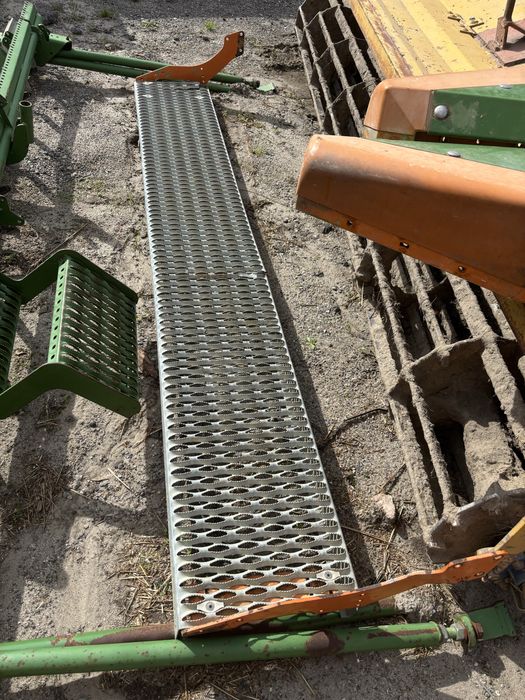Podest stopień schodki siewnika Amazone AD D9 D8 D7 3m