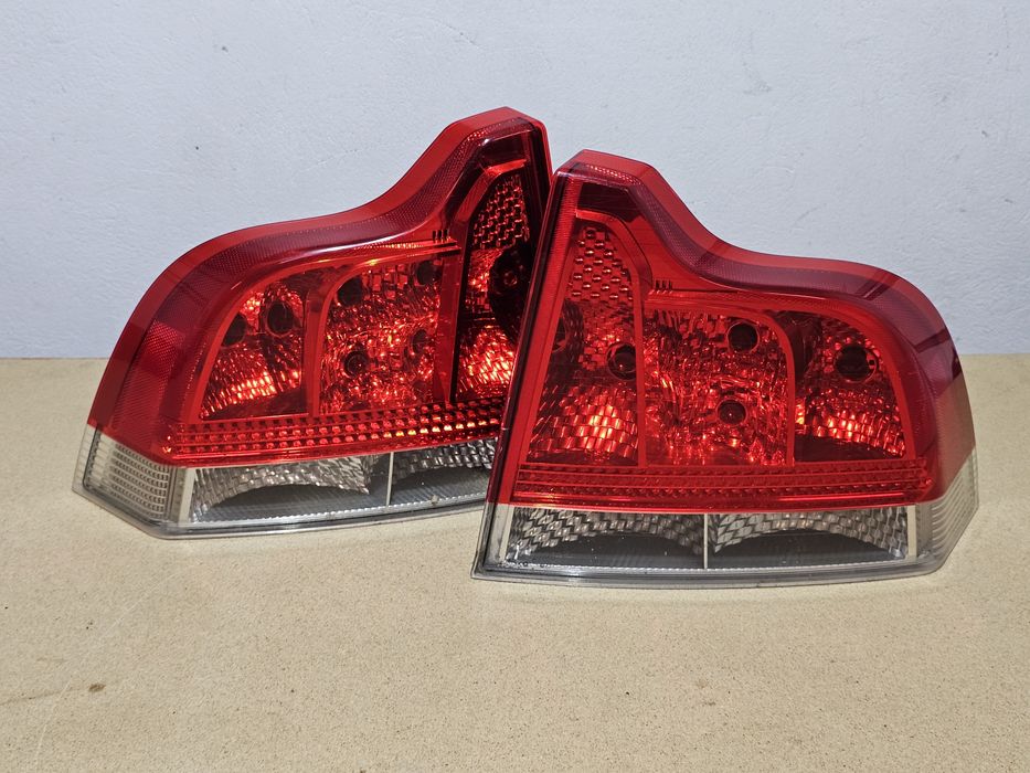 Lampa tylna lewa lub prawa Volvo S60 2004 do 2008