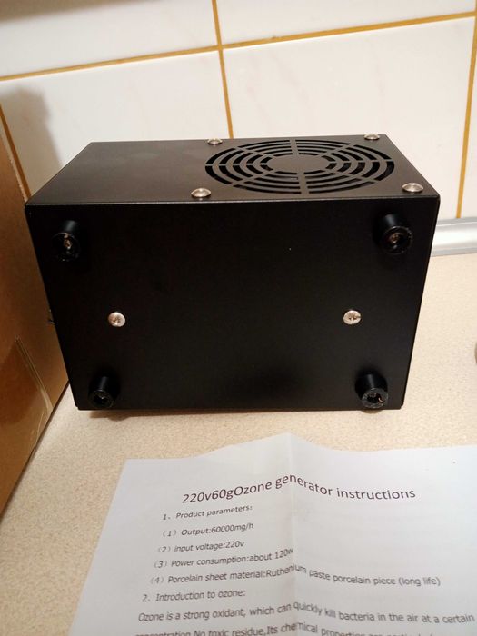 Generator ozonu , czarny ozonator. dezynfekcja astma po zalaniu roztocza kurz