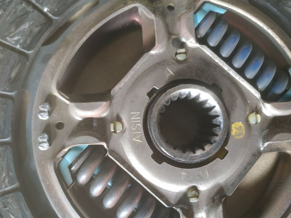 Диск сцепления Сузуки свифт